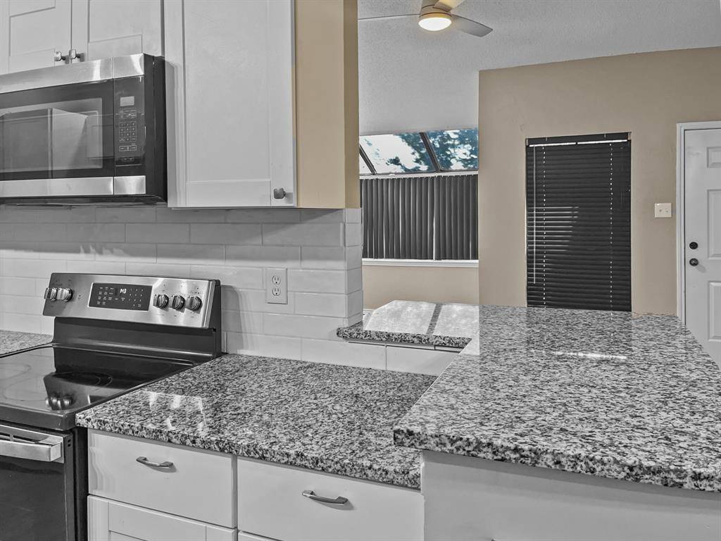 9600 Royal Lane #112, Dallas, TX 75243