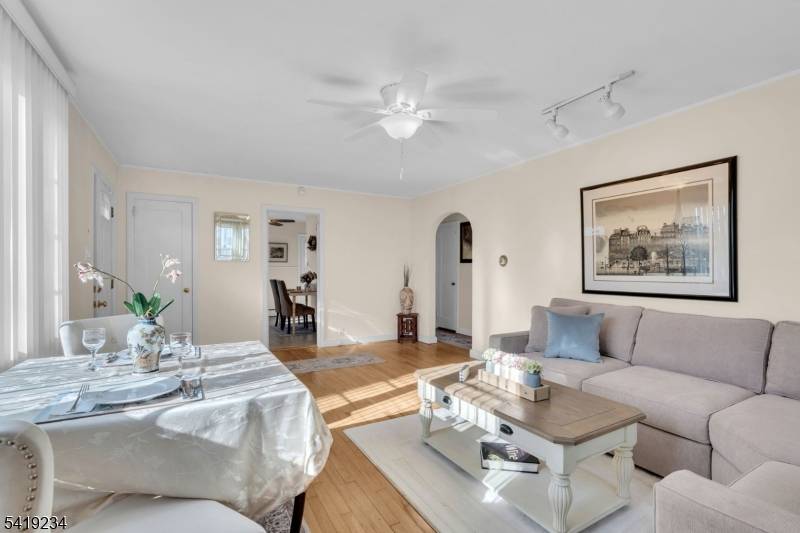 47 Johnson Ave, West Caldwell Twp., NJ 07006