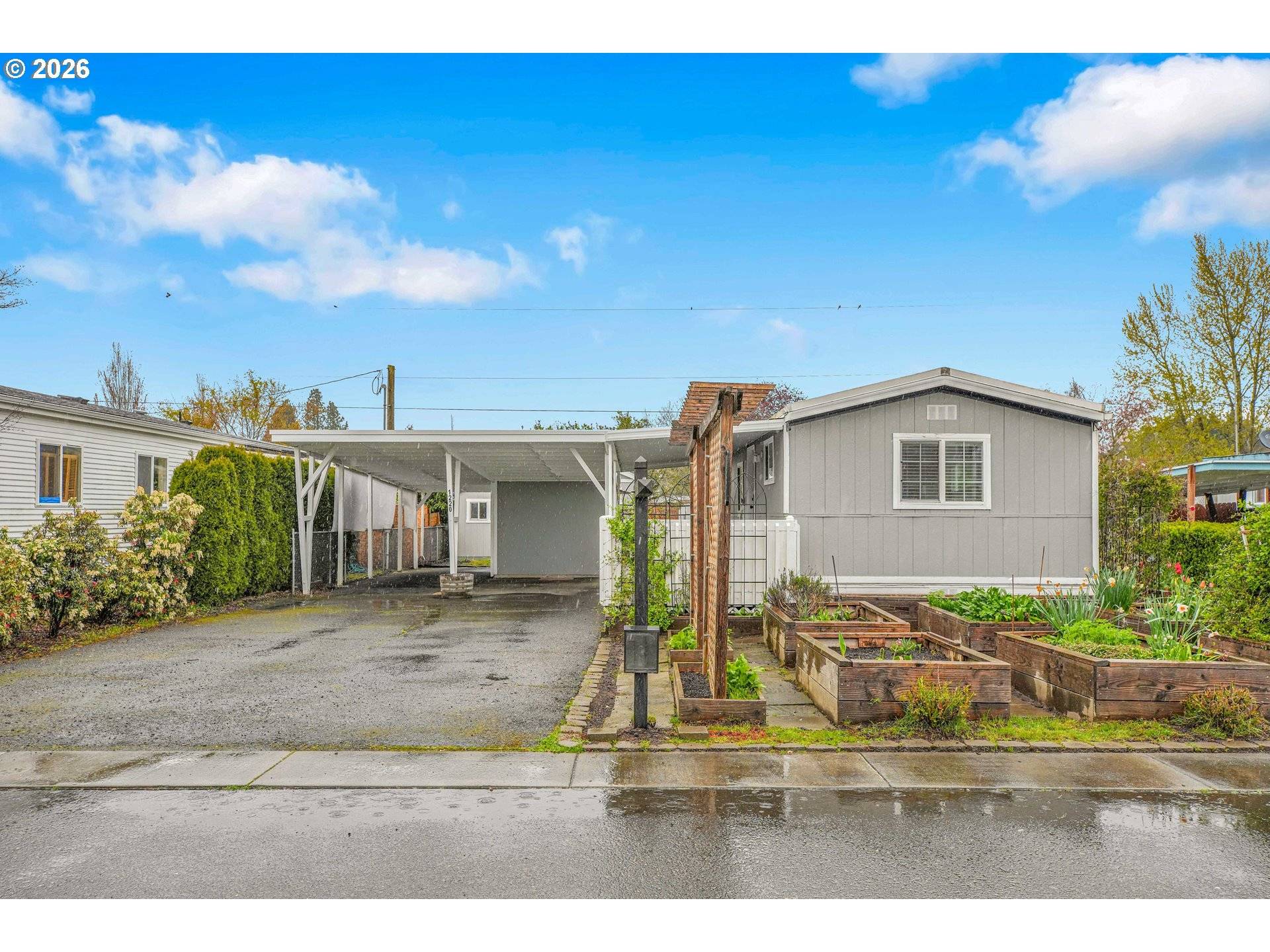 1220 NE KNOWLES DR, Vancouver, WA 98685
