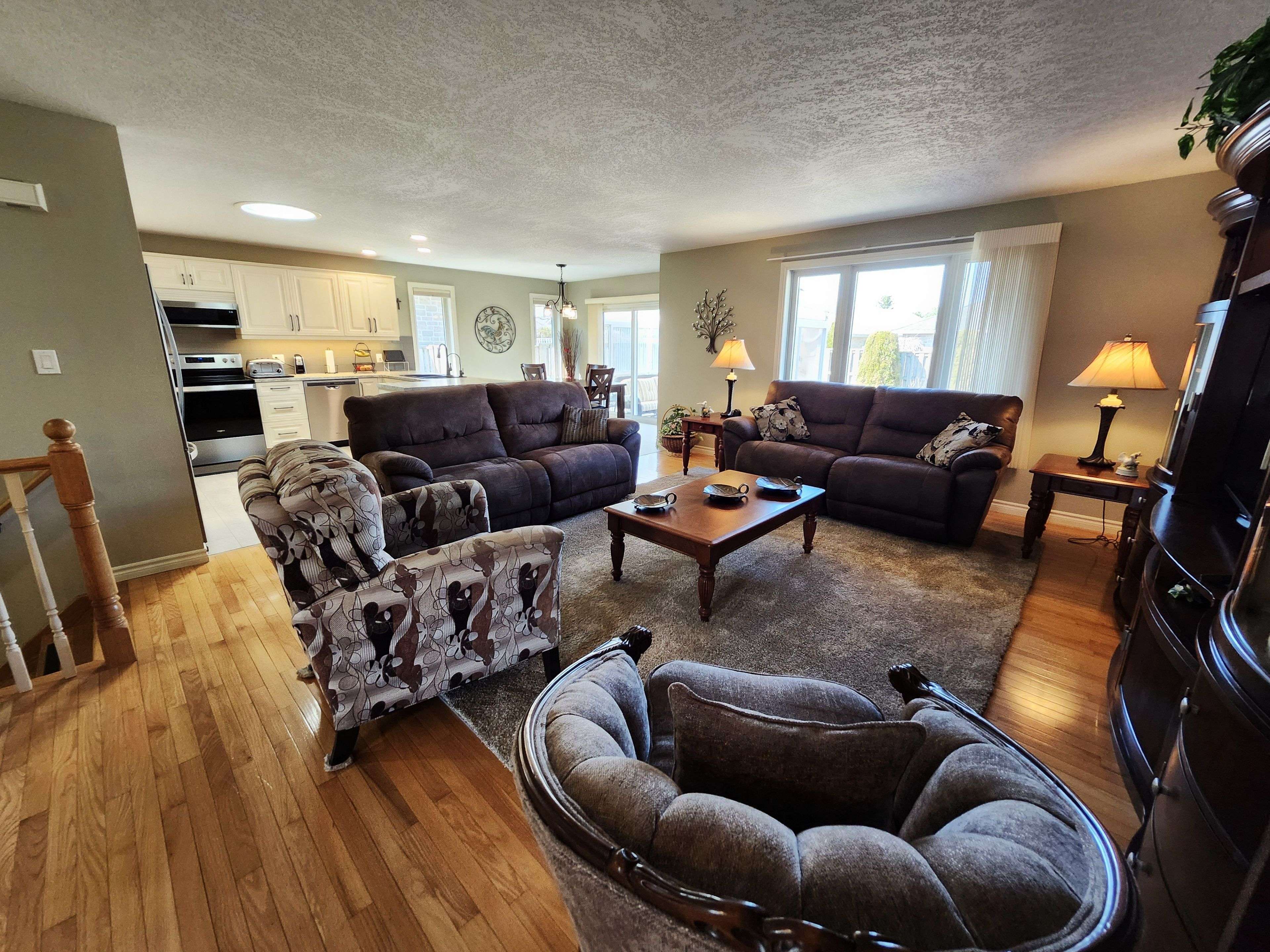 230 4TH STREET CRES, Hanover, ON N4N 3S2