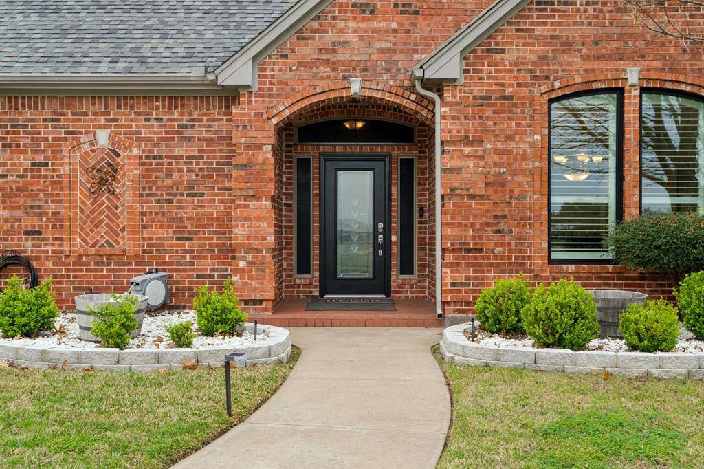 3800 Deer Forest Drive, Denton, TX 76208