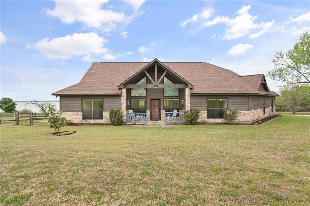 142 Pearl Valley Drive, Kerens, TX 75144