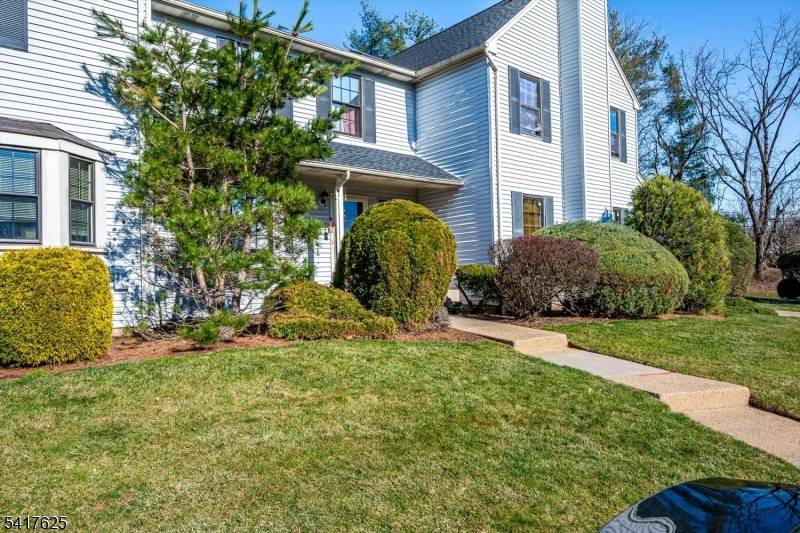 1704 Deerfield Dr, Edison Twp., NJ 08820