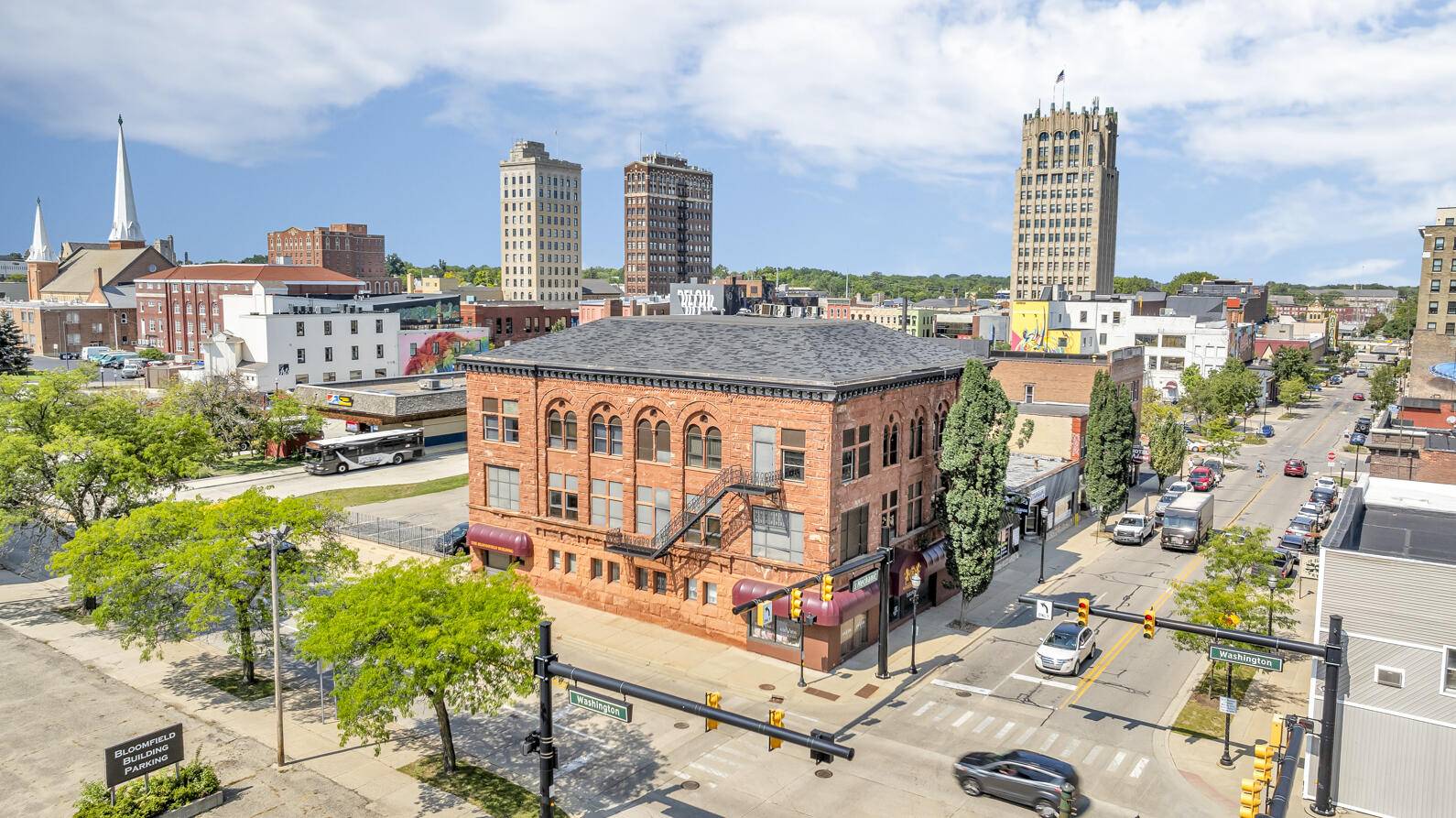 100 W Washington AVE, Jackson City, MI 49201