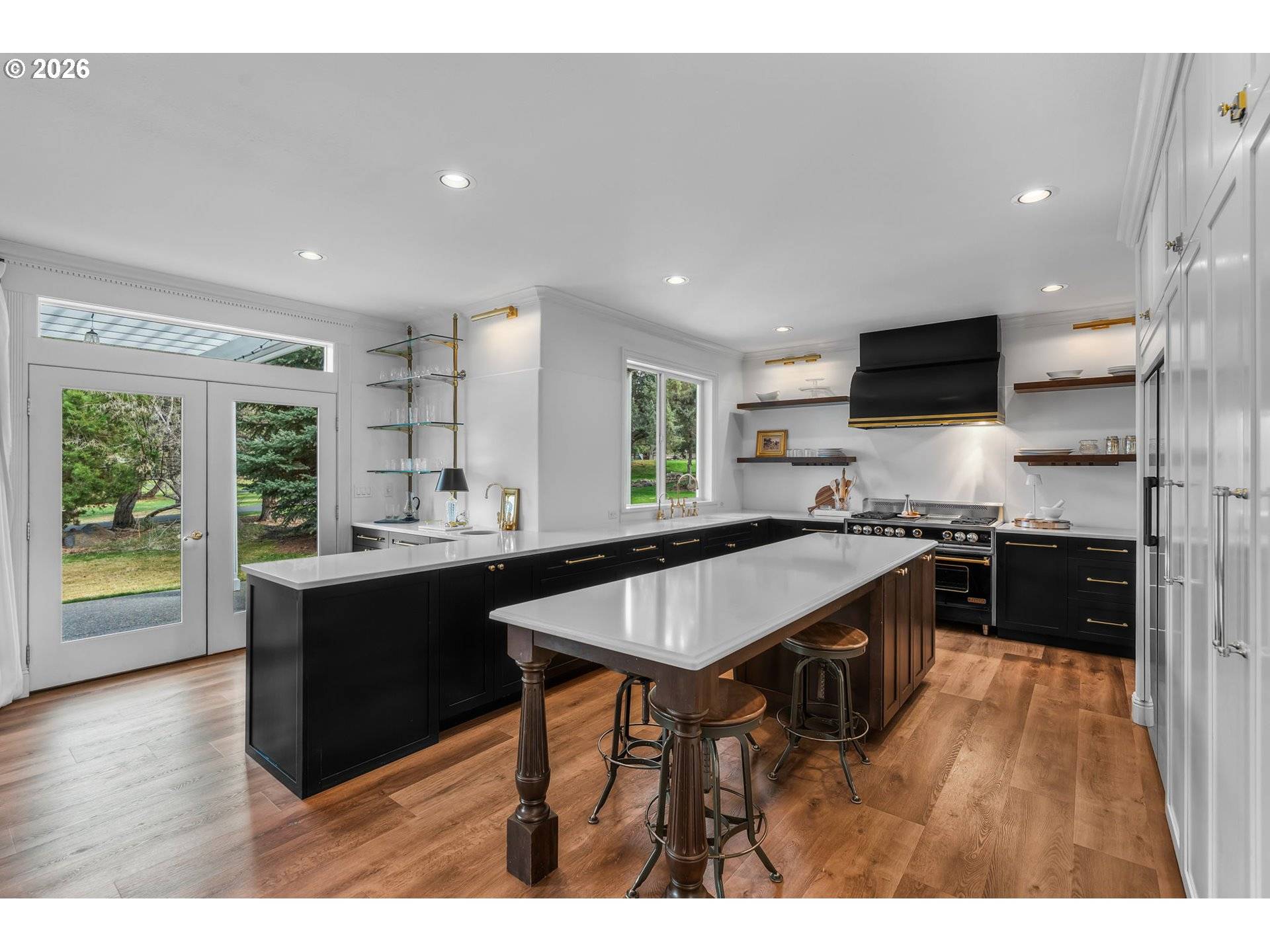 2300 CONDOR DR, Redmond, OR 97756