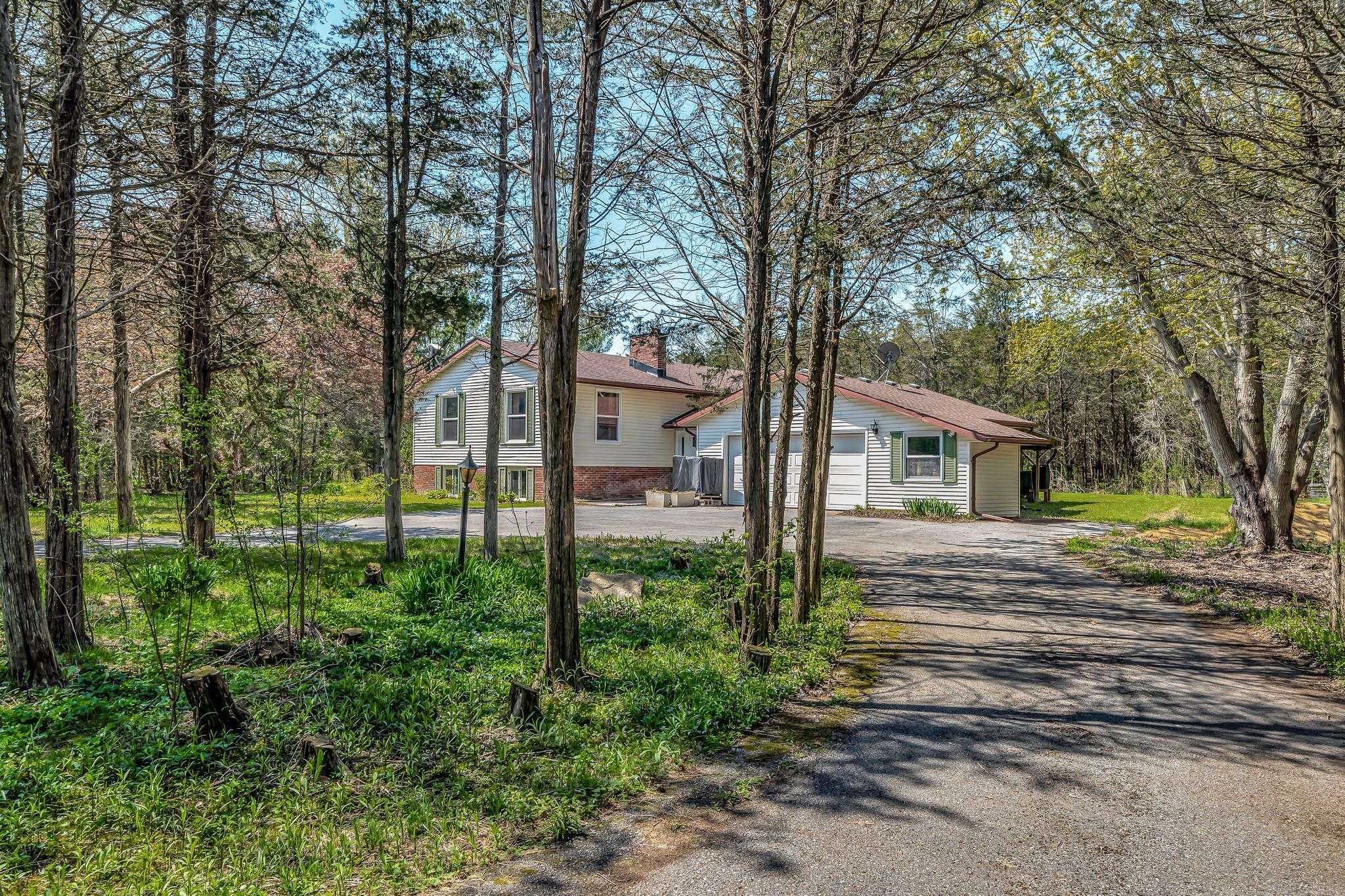 1207 County Rd 9 ST, Greater Napanee, ON K7R 3K8