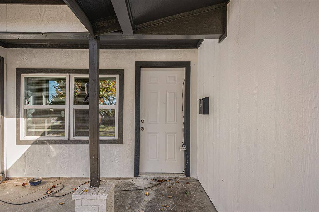 406 Dawson Circle, Grand Prairie, TX 75051