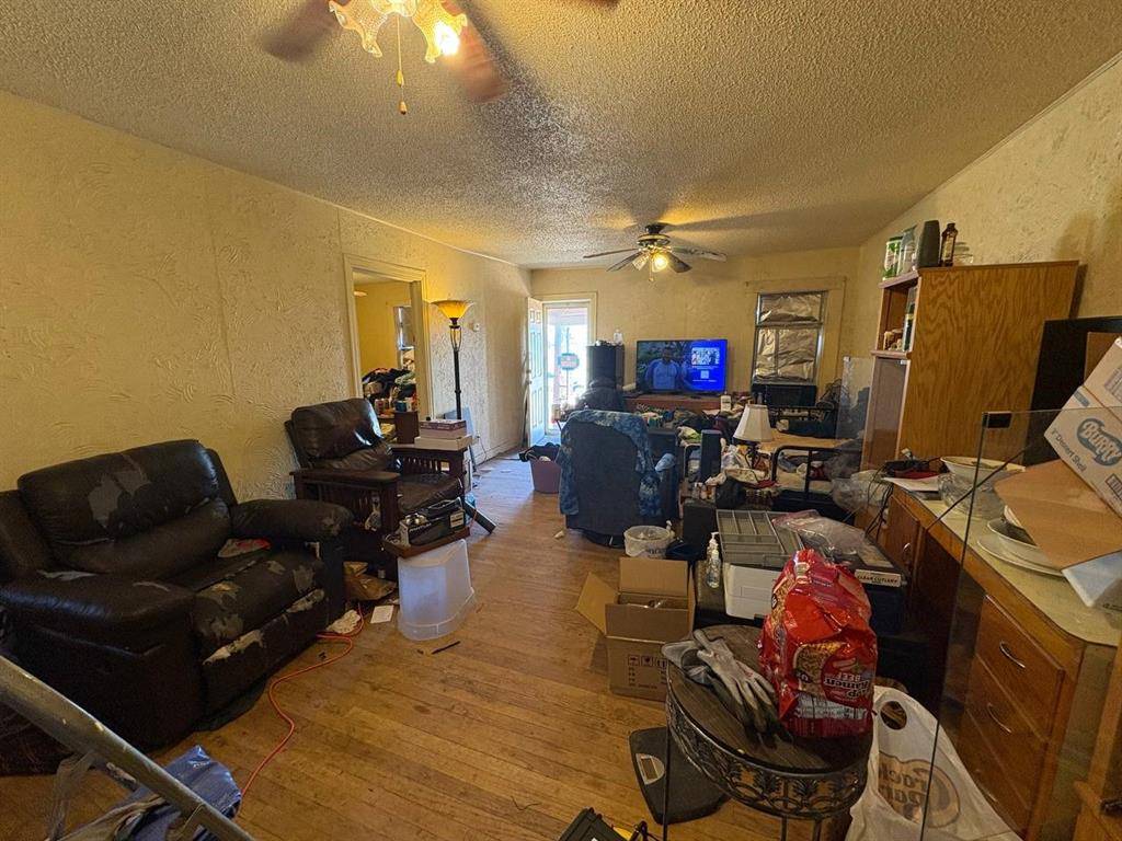 316 E Broadway Street, Brownfield, TX 79316