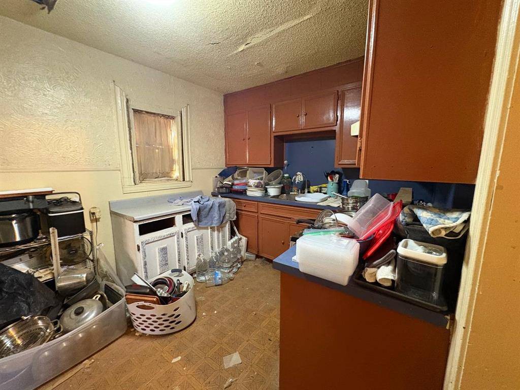 316 E Broadway Street, Brownfield, TX 79316