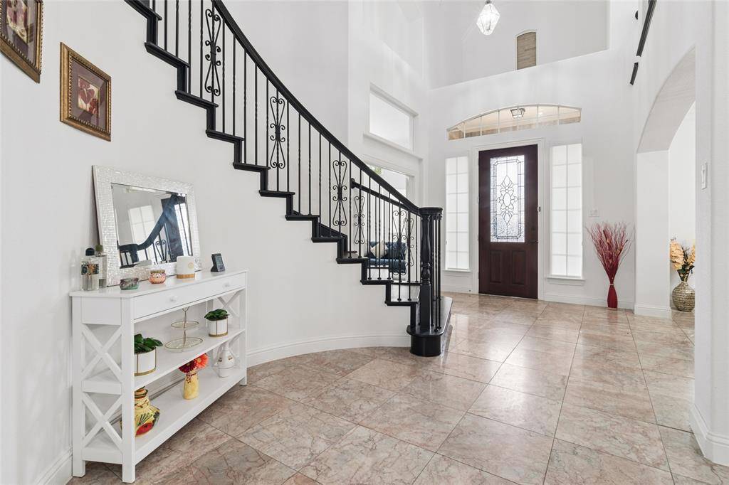 6905 Canyon Meadow Drive, Sachse, TX 75048