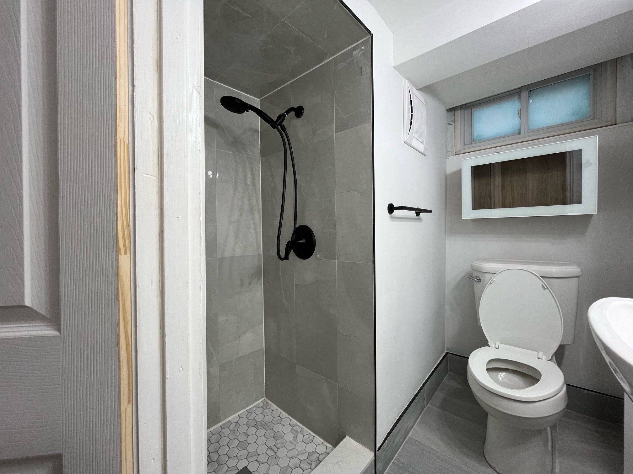 38 Wishing Well DR #B, Toronto E05, ON M1T 1J1