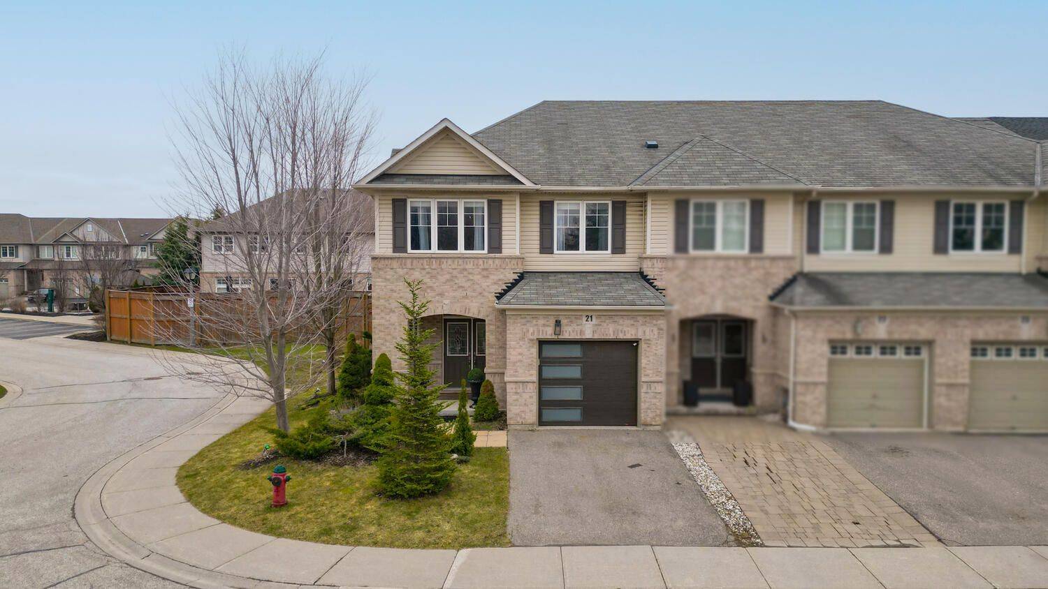 3275 Stalybridge DR #21, Oakville, ON L6M 0L2