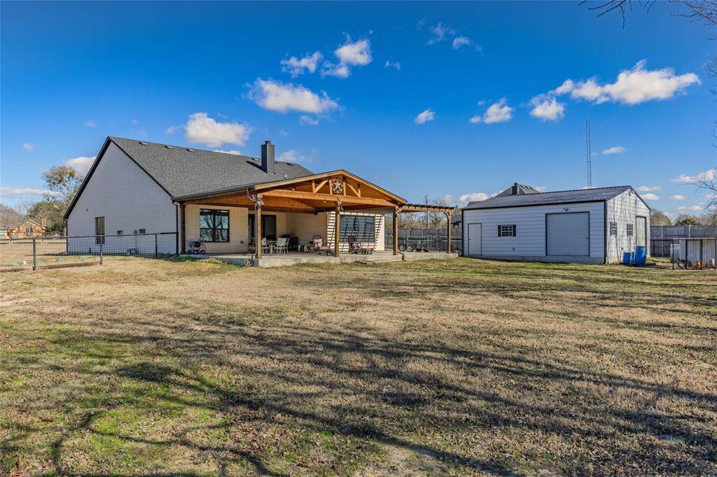 3557 County Road 4110, Campbell, TX 75422