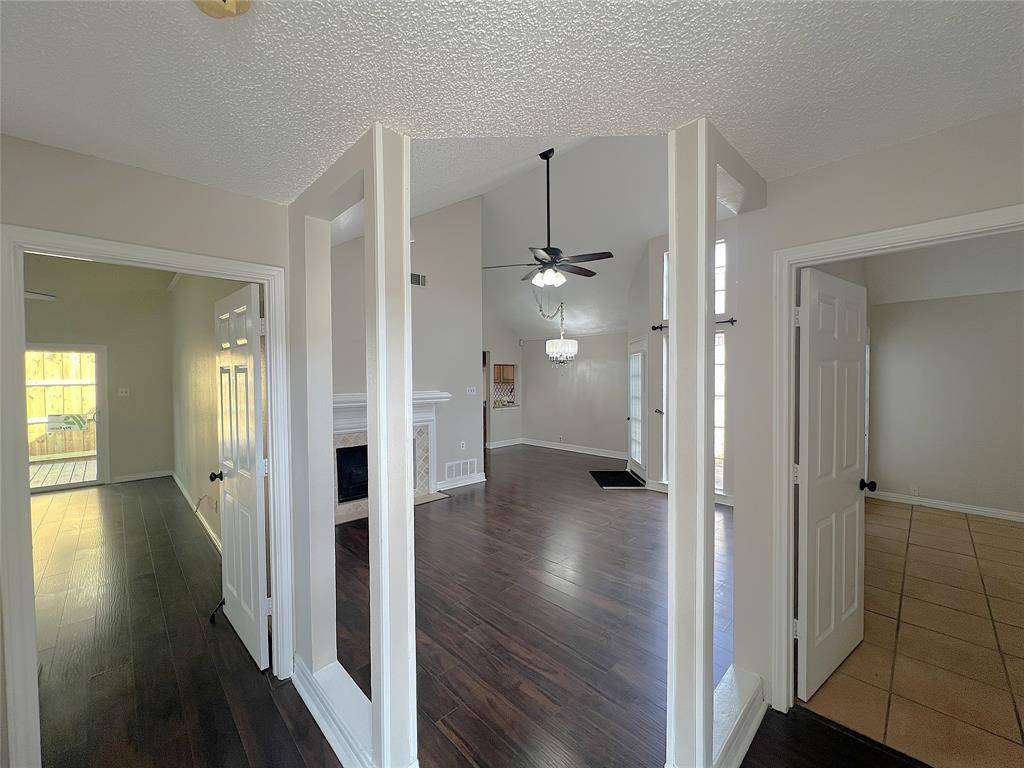 3147 Royal Gable Drive, Dallas, TX 75229