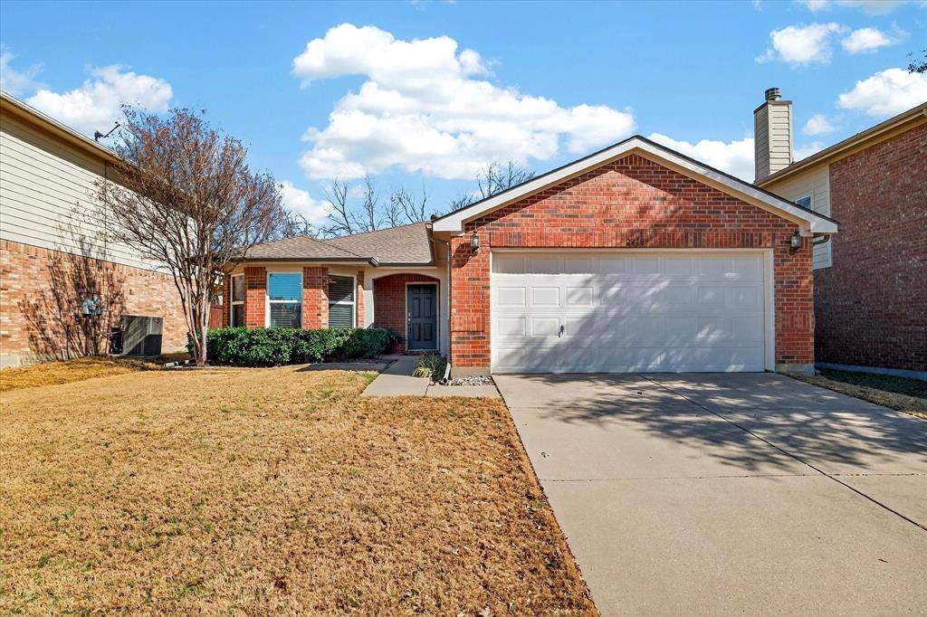 2413 Graystone Drive, Little Elm, TX 75068