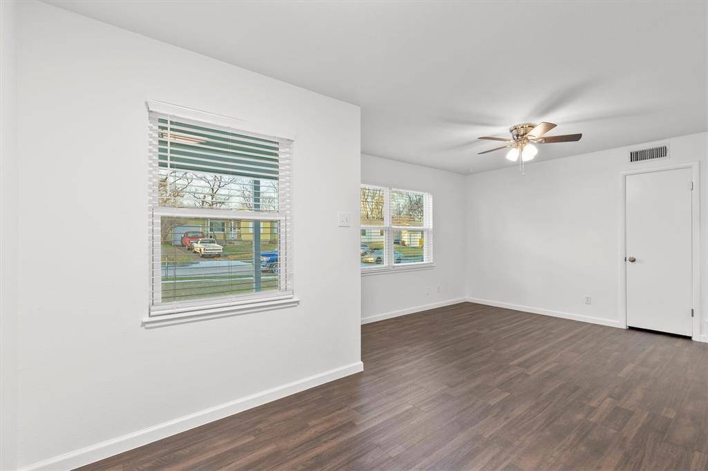 2516 Albemarle Drive, Farmers Branch, TX 75234