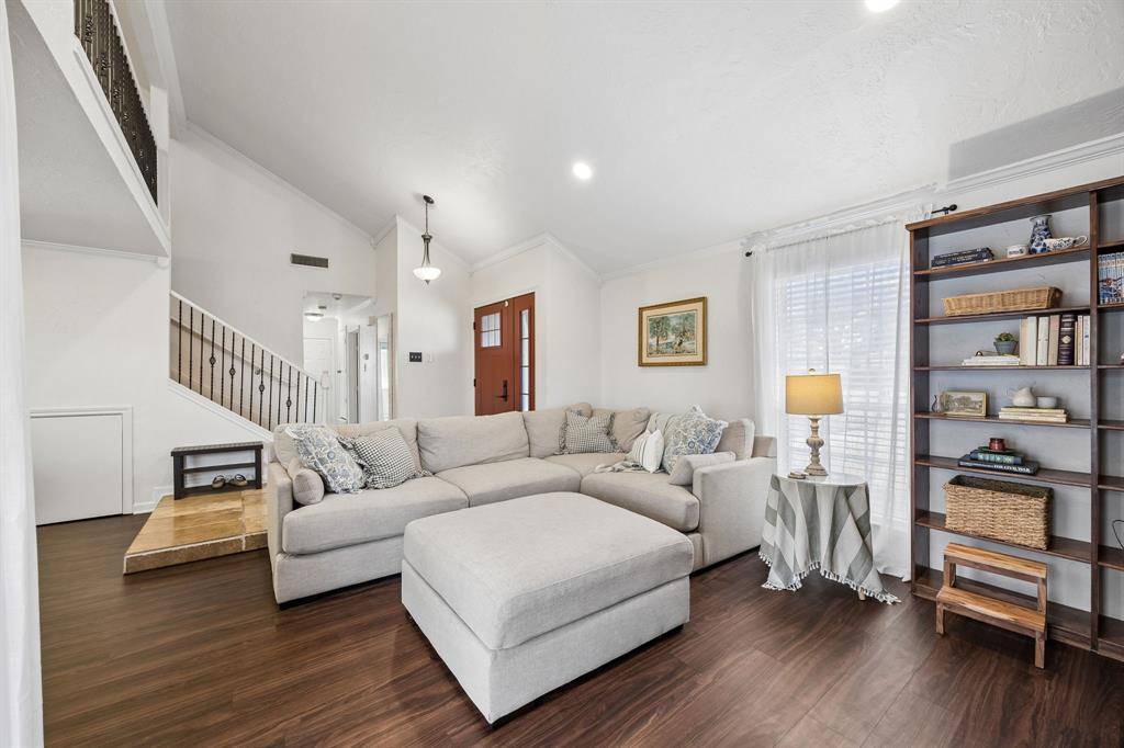 2128 Wheaton Drive, Richardson, TX 75081