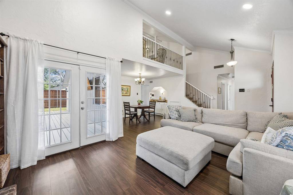 2128 Wheaton Drive, Richardson, TX 75081