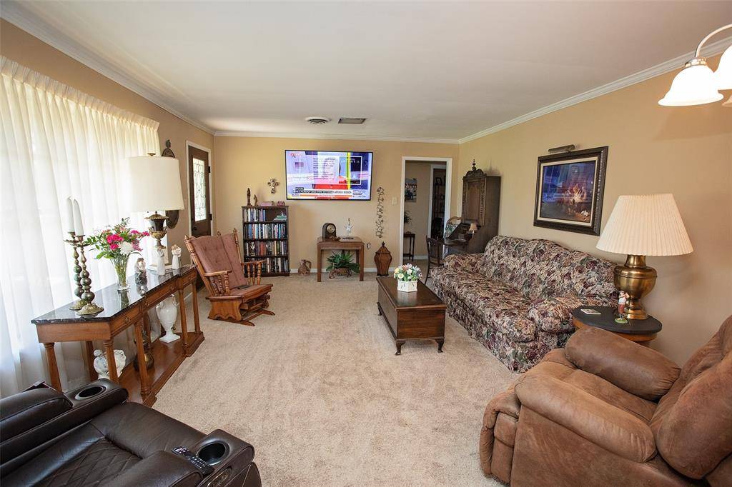 914 Fairview Street, Graham, TX 76450