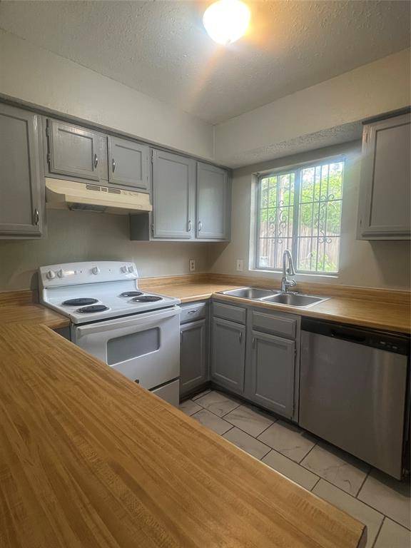 2137 Aspen Drive, Dallas, TX 75227