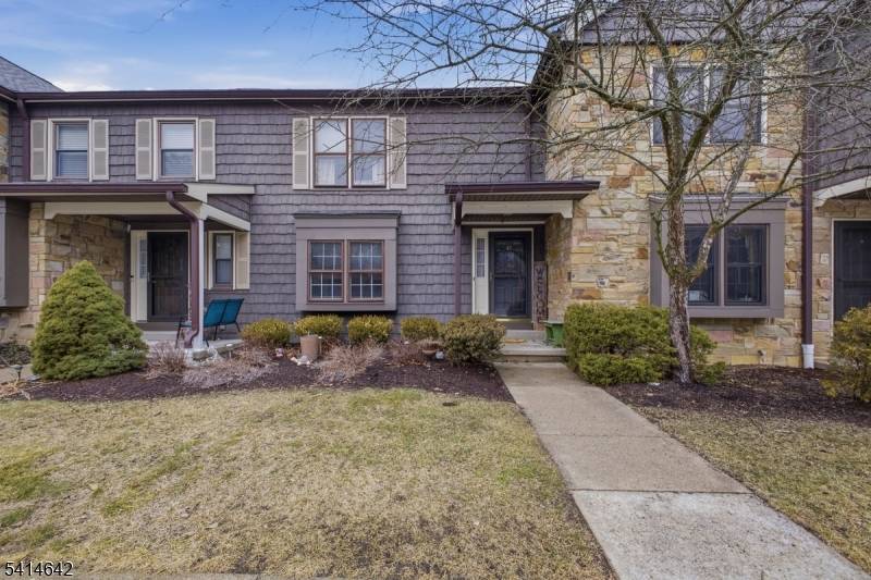 41 Purple Martin Dr, Allamuchy Twp., NJ 07840