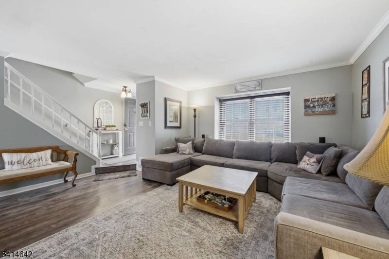 41 Purple Martin Dr, Allamuchy Twp., NJ 07840