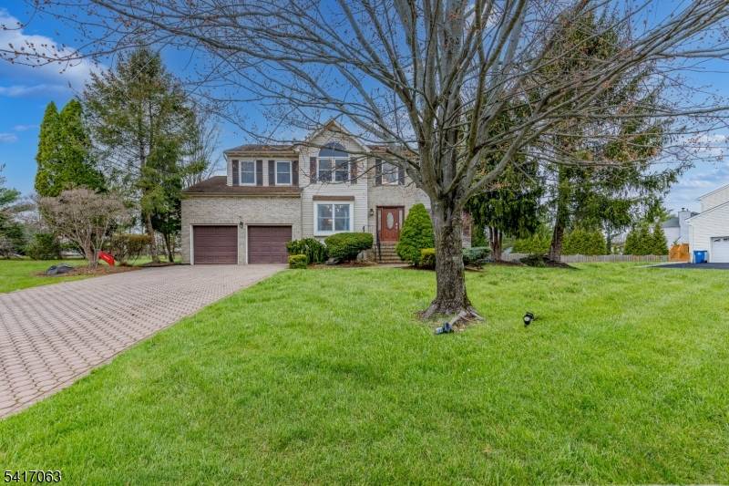 5 Hughey Ln, Hillsborough Twp., NJ 08844