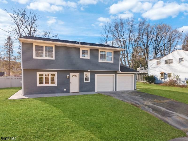 14 Harwich Rd, Mount Olive Twp., NJ 07836