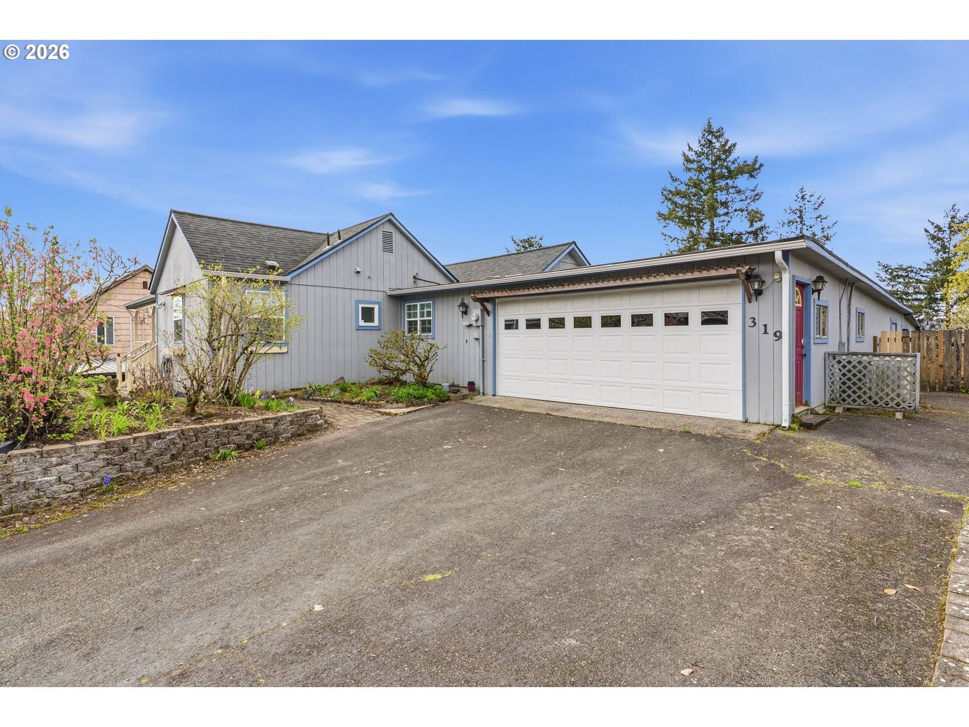 319 N 3RD ST, Kalama, WA 98625