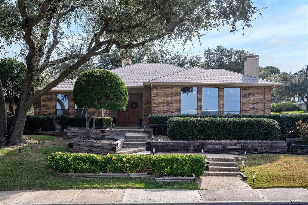 1636 Crooked Creek Drive, Carrollton, TX 75007