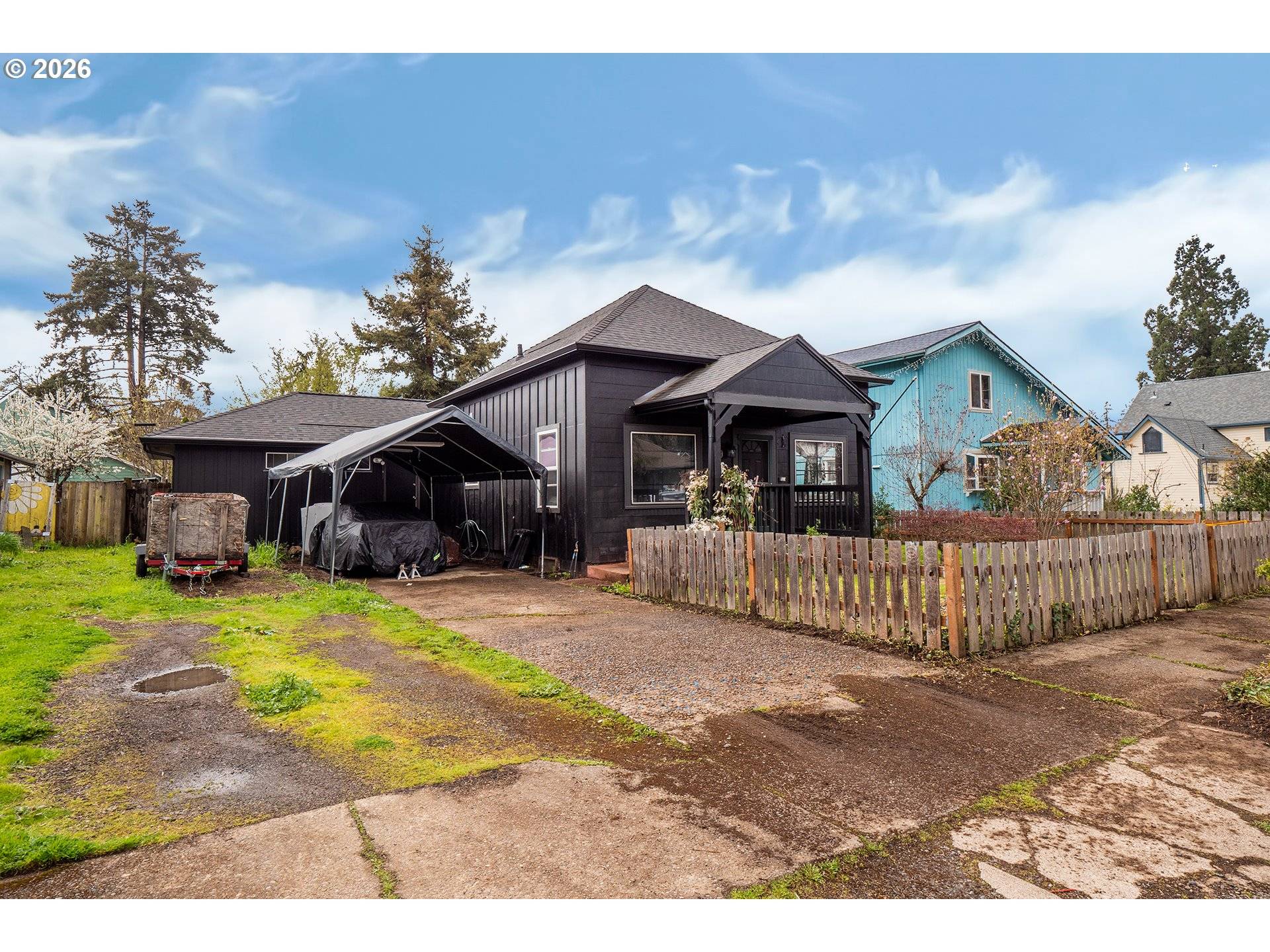 1119 ASH AVE, Cottage Grove, OR 97424