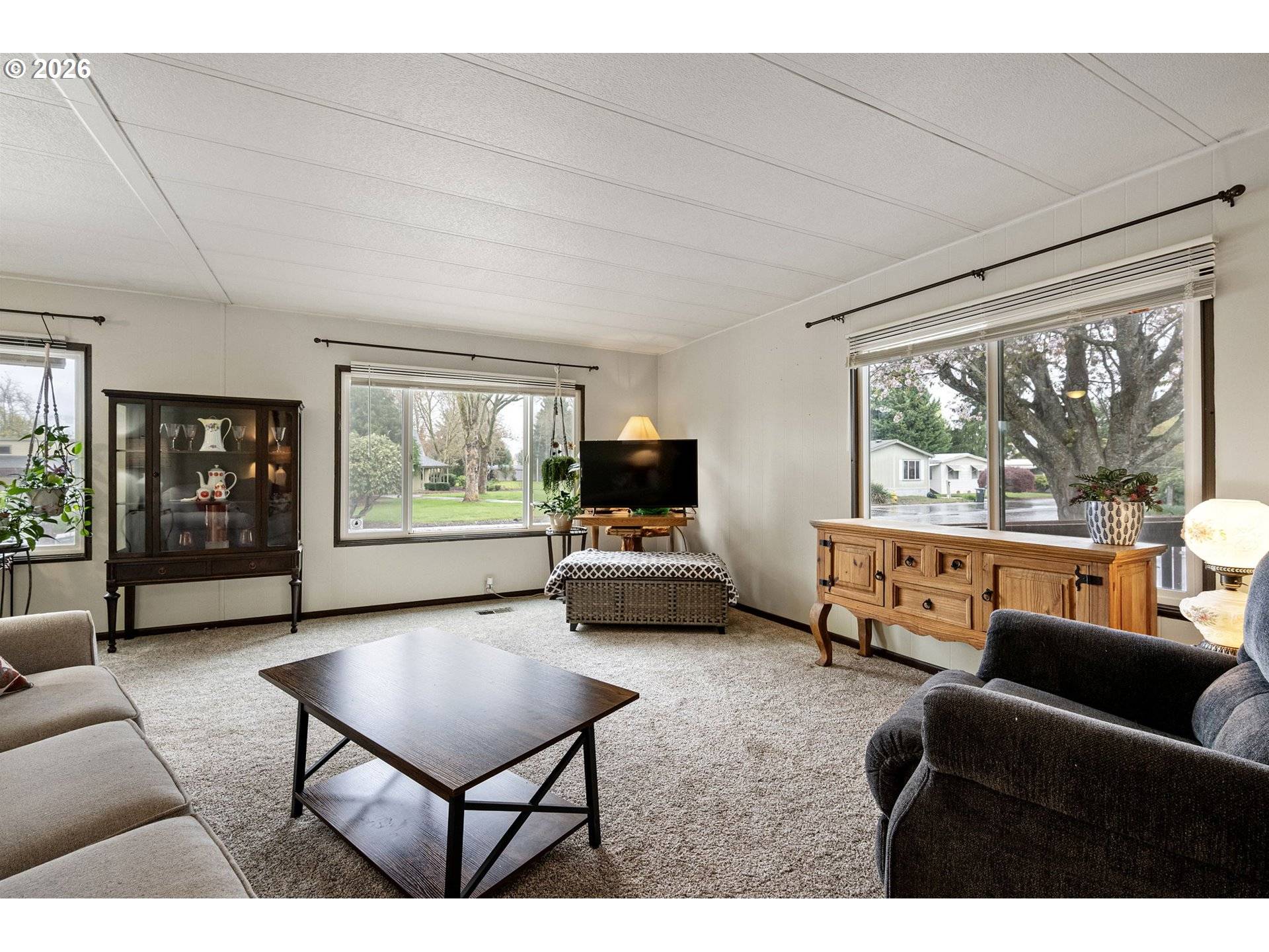 1400 CANDLELIGHT DR #105, Eugene, OR 97402