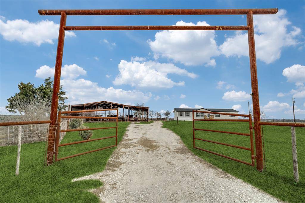 850 Hcr 3138 S, Bynum, TX 76631