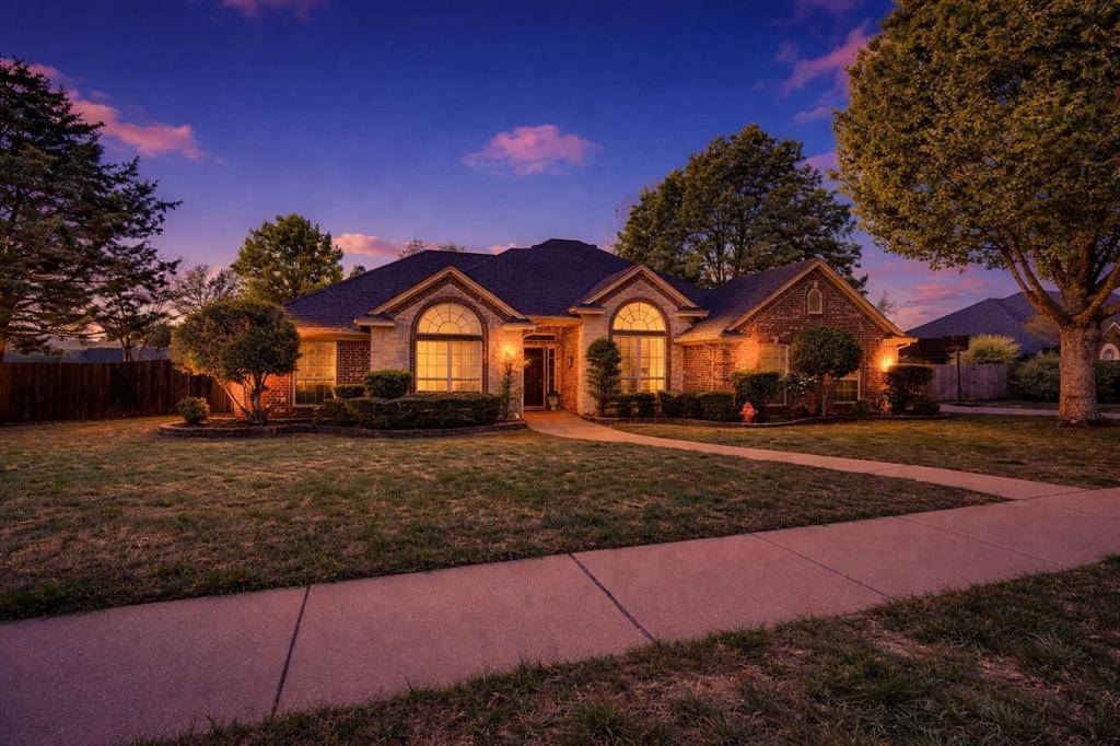 5450 Mulberry Lane, Midlothian, TX 76065