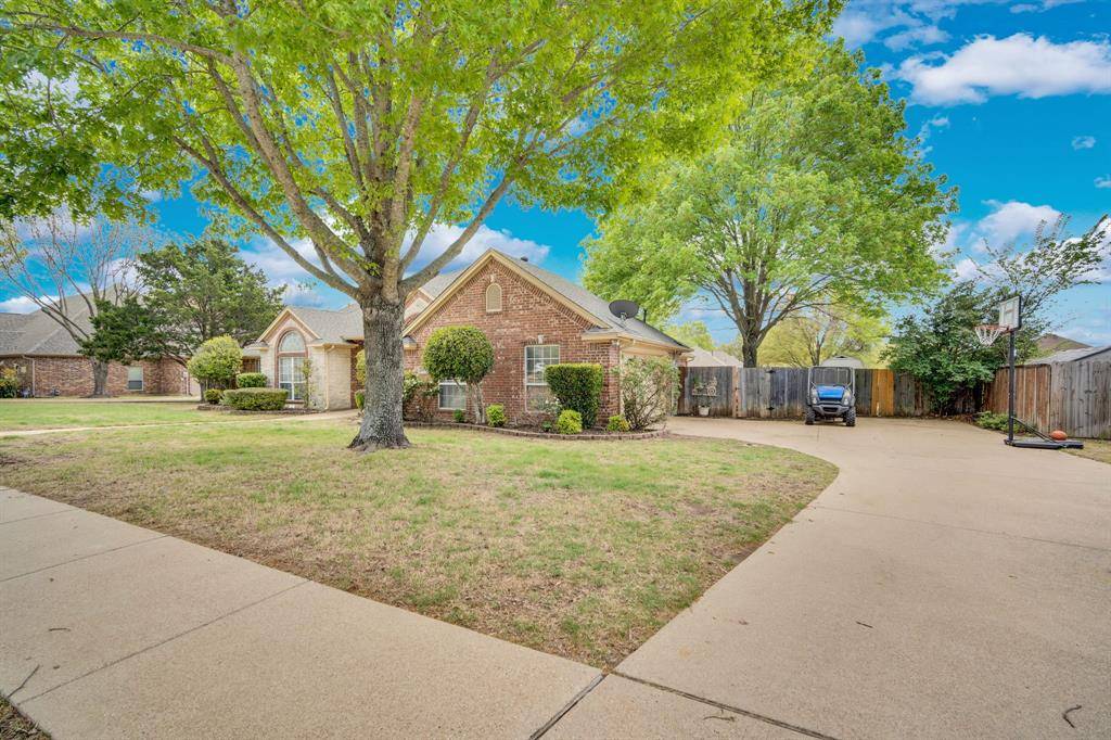 5450 Mulberry Lane, Midlothian, TX 76065