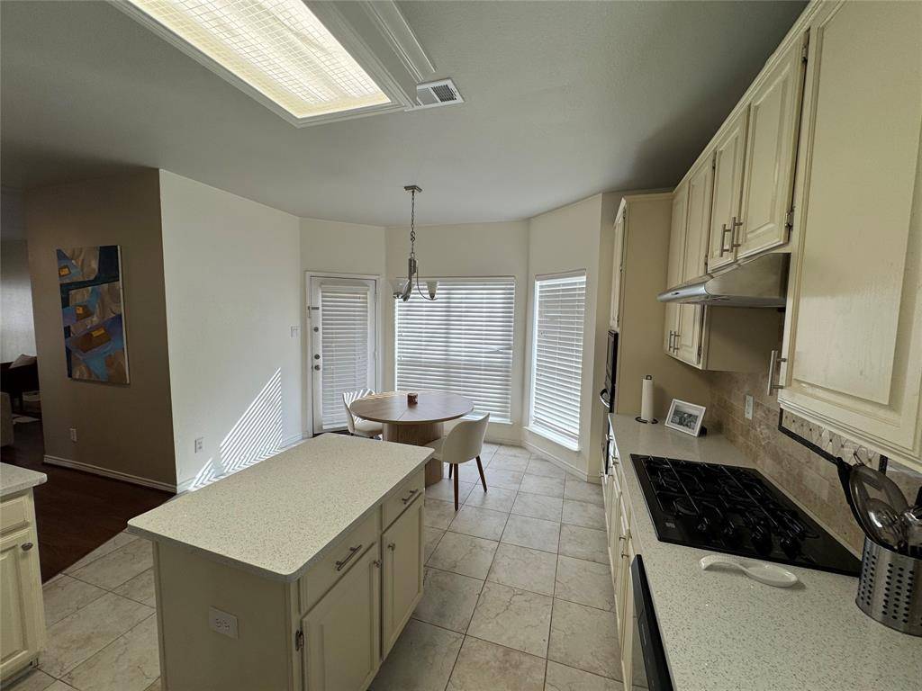 3448 Lark Meadow Way, Dallas, TX 75287