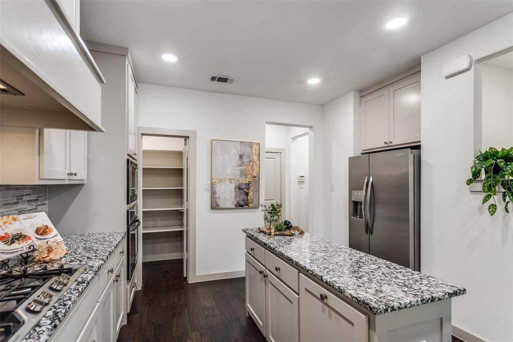 1423 Lamb Drive, Plano, TX 75075