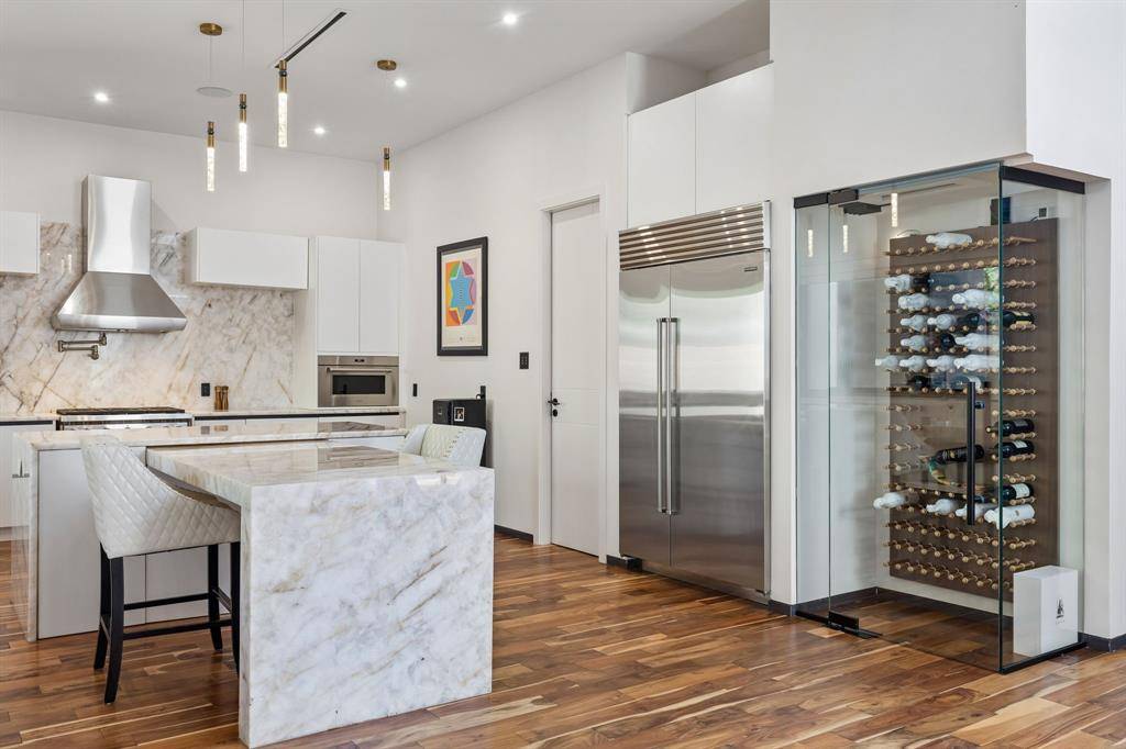 8619 San Fernando Way, Dallas, TX 75218