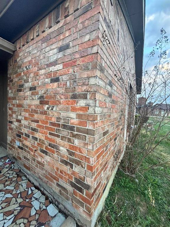 1107 Rimcrest Drive, Arlington, TX 76017