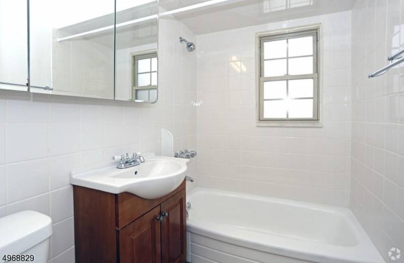 29d Paterson Ave #35, Newton Town, NJ 07860
