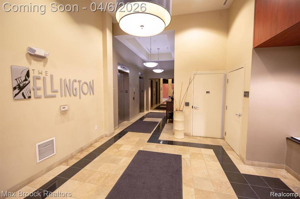 3670 Woodward AVE #404, Detroit, MI 48201