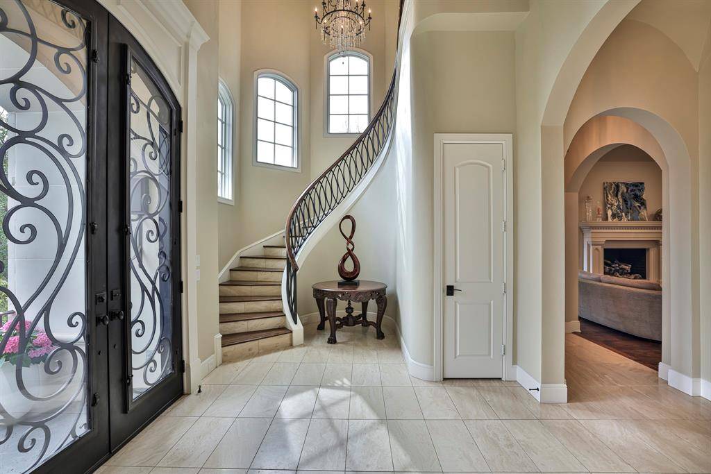 7001 Oakmont Terrace, Fort Worth, TX 76132