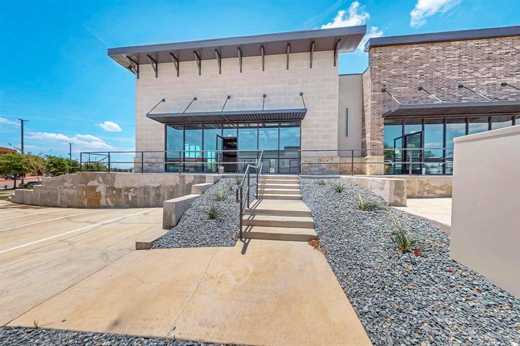 8500 Olympus Boulevard #102 & 103, Irving, TX 75063
