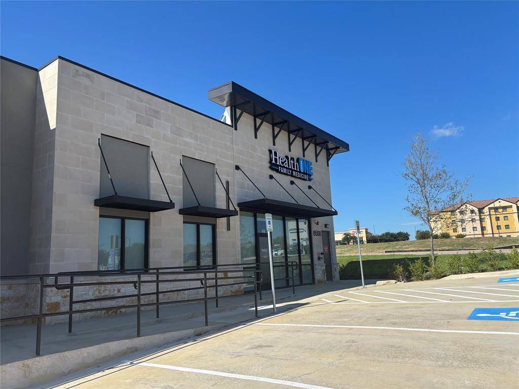 8500 Olympus Boulevard #102 & 103, Irving, TX 75063