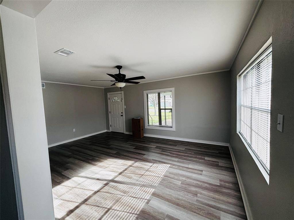 1815 W Brockett Street, Sherman, TX 75092