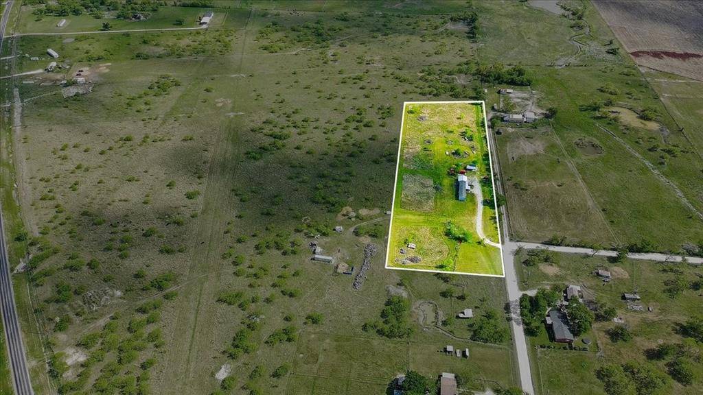 2647 NW County Road 1110, Corsicana, TX 75110