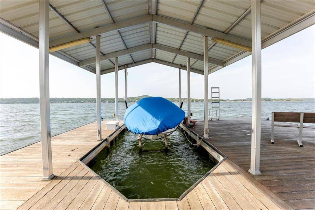 5247 Wells Drive, Possum Kingdom Lake, TX 76450