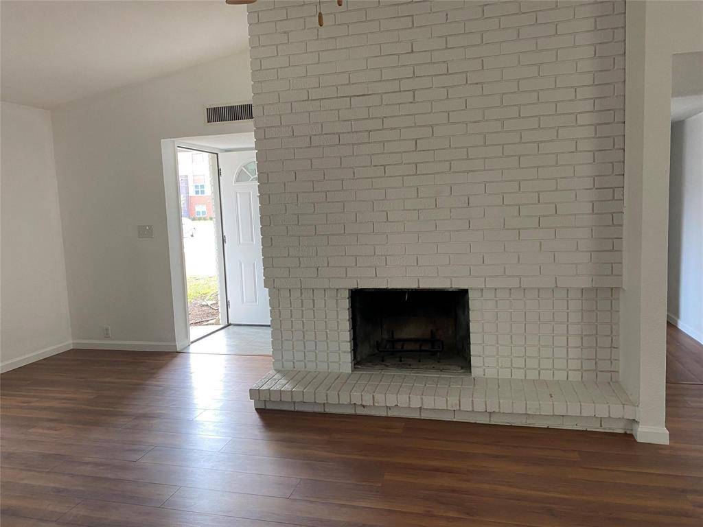 854 Timberdale Street, Grand Prairie, TX 75052