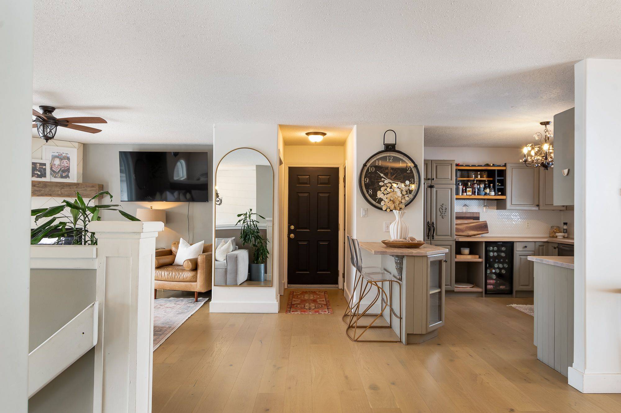 791 Old Muskoka RD, Huntsville, ON P0B 1M0