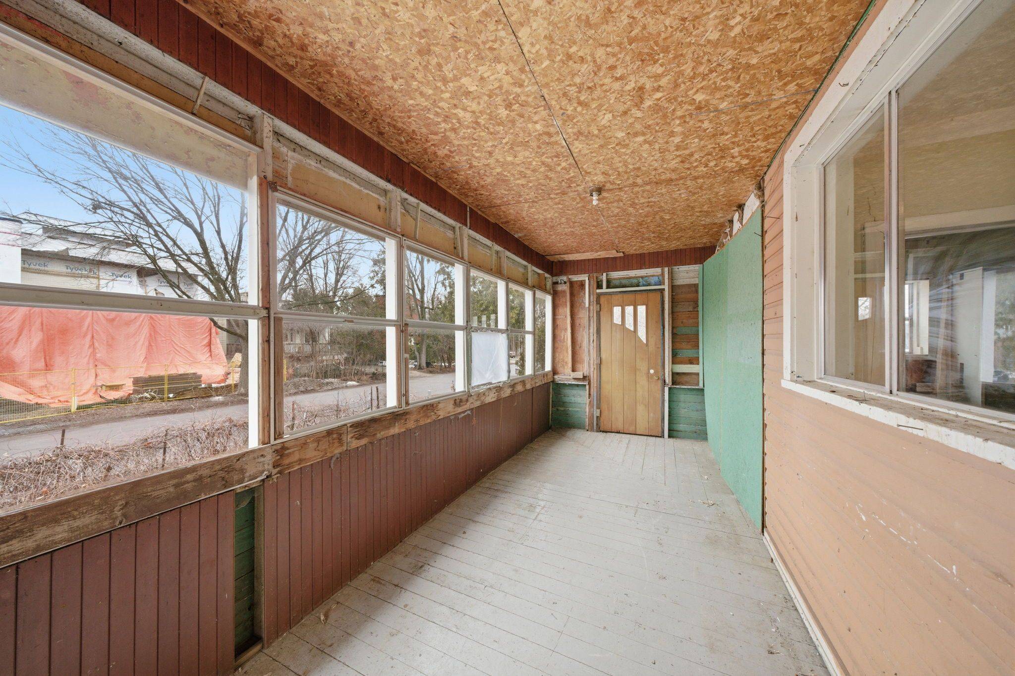 2838 Haughton AVE, Britannia - Lincoln Heights And Area, ON K2B 6Z3